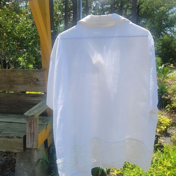 Vintage 1X CLIO II  Women 80s 90s Y2K Iridescent Buttons Lace Bottom Top - Picture 2 of 8